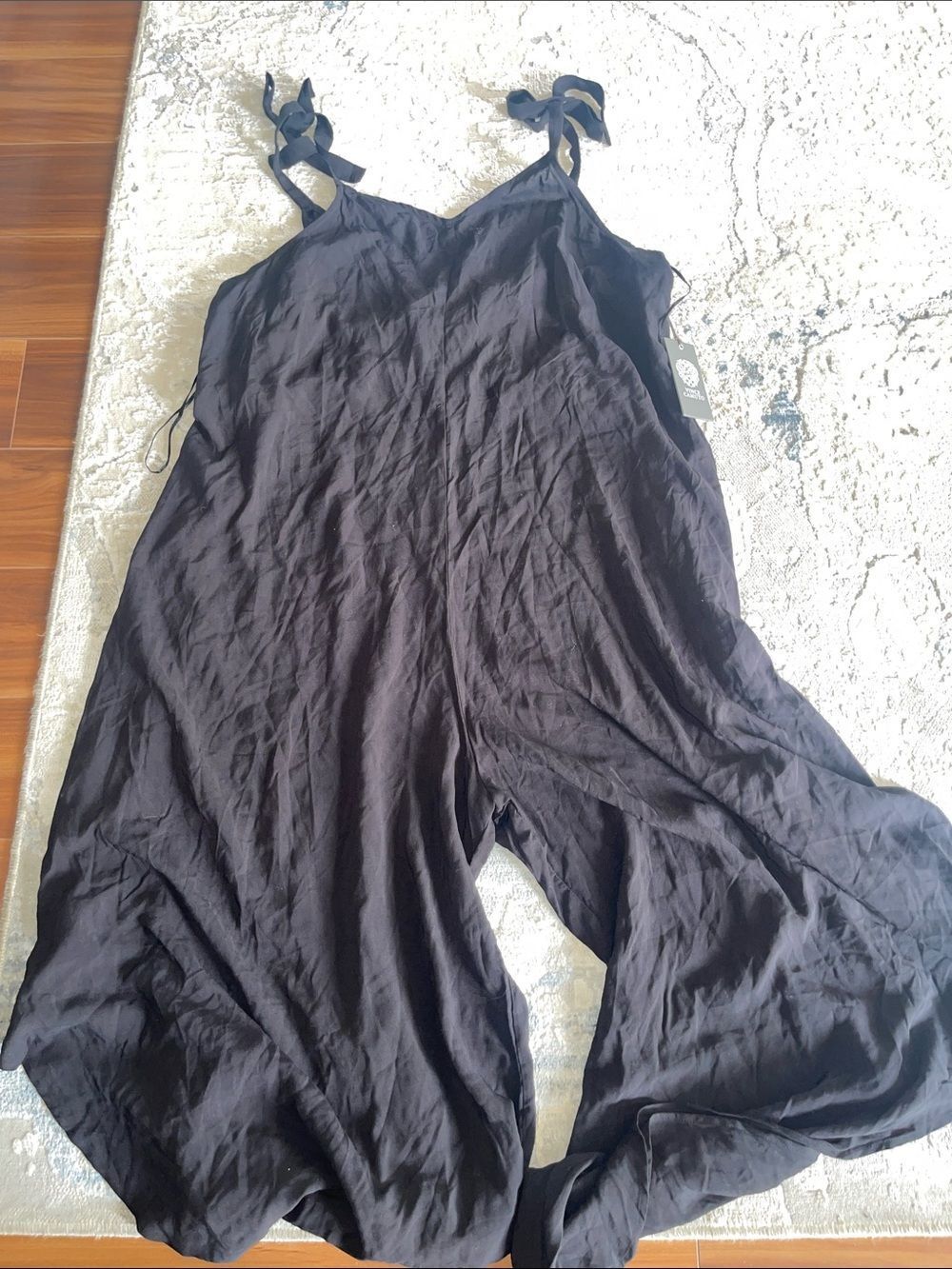 Vine Camuto NWT black tie and that shoulder romper